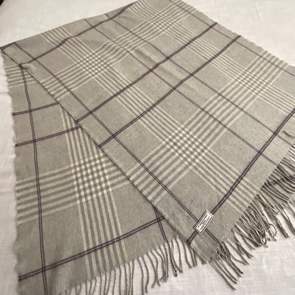 The Woollen Market Ireland 100%Merino Wool Throw Blanket Wrap Shawl 29”x78”NWOT - Picture 1 of 13